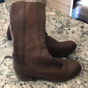 Cole haan boots gently worn